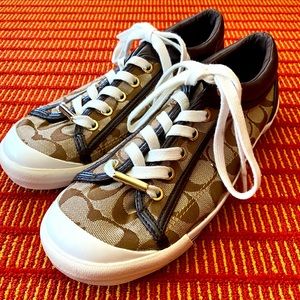 Coach shoes